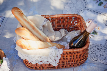 picnic basket with bread