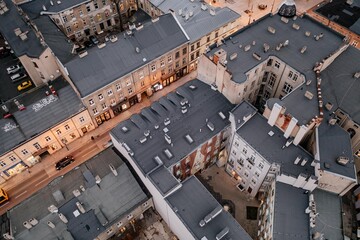 Wyremontowane Podwórko przy Rewolucji 29 © rozentuzjazmowany