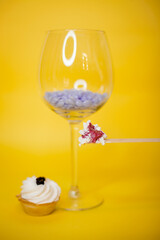 eyelashes, brush, tweezers, eyebrows
, eyelashes, extensions, models, yellow, yellow, wax, paint, henna, epilation, dipiation,