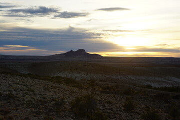 sunset in the mountains, Bosques petrificados 