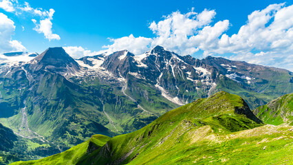 Plakat Beautiful alpine peak on sunny summer day