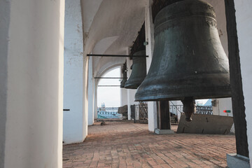Obraz premium Rostov, Yaroslavl region, Russia - Large old bells on the Belfry of the Assumption Cathedral.