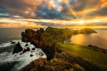 Landscape of Madeira island - Ponta de sao Lourenco © Piotr Krzeslak