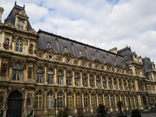 Fototapeta na wymiar Hotel de Ville building, Paris