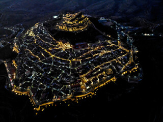 Morella nocturna a vista de drone