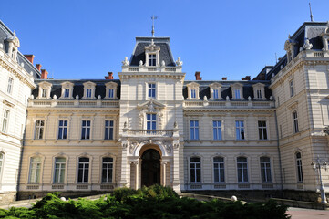 Fototapeta na wymiar Palace of the ancient city of Lviv