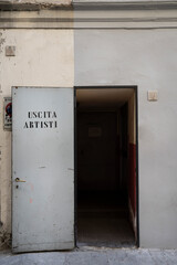 artists exit door