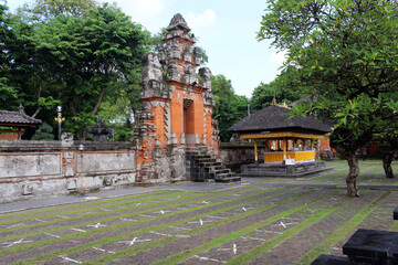 Obraz premium Around Pura Agung Jagatnatha of Denpasar. Taken in January 2022.