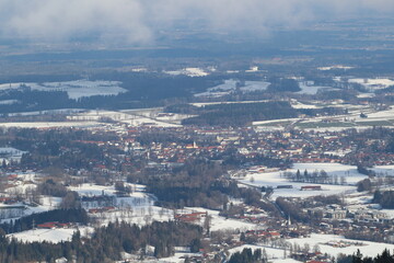 deutsche Landschaft von oben im Winter