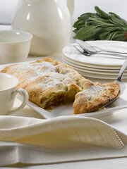 Strudel de manzana. Apple strudel.