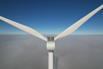 WIND TURBINE
