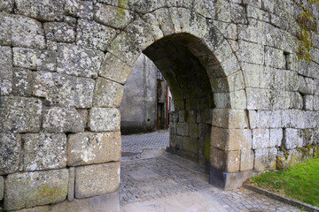 Fototapeta na wymiar Oak’s Gate, Trancoso, Serra da Estrela, Portugal