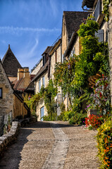 Fototapeta na wymiar Beynac et Cazenac officially belongs to 'Les plus beaux villages de France', or the most beautiful places in all of France. 
