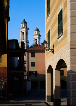 Foto scattata nel centro storico di Ovada (AL).