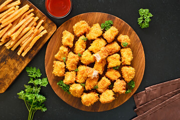 Crispy fried chicken nuggets