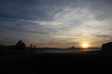 Sonnenaufgang auf der Schwäbischen Alb