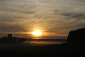 Sonnenaufgang auf der Schwäbischen Alb