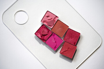 eyeshadow pink red cosmetic make up 