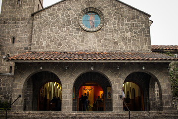fachada de iglesia 