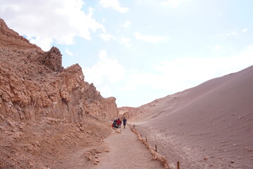 チリにあるアタカマ砂漠の月の谷