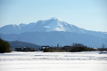 雪の伊吹山　滋賀県
