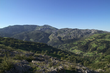 Fototapeta na wymiar Mountainous part of Cantabria in the north of Spain, hiking route in Collados del Ason Natural Park 