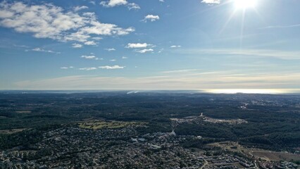 survol de l'arrière pays de Montpellier en Occitanie dans le sud de la France et les sources du Lez	