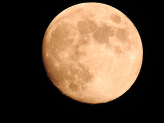 la luna palla da boowling © Nicola