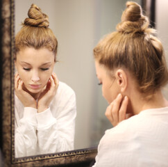 Applying the cream	.Magic anti-aging cream.