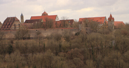 Rothenburg ob der Tauber; Blick vom Burggarten zum Spitalviertel