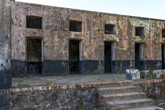Centre de la Rel&eacute;gation &agrave; Saint-Laurent du Maroni,bagne  de Cayenne en Guyane