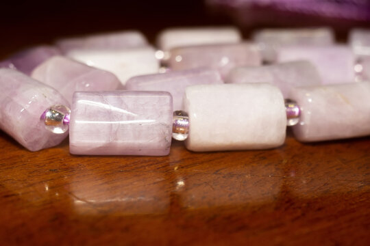 Pink kunzite bead bracelet
