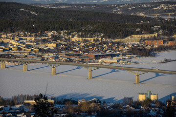 Obraz premium Sundsvall, Sweden A view over the frozen city on a winter day. 