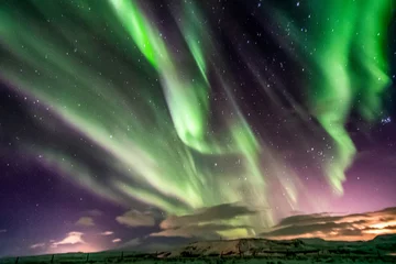 Foto op Plexiglas aurora borealis in the mountains © Rich