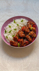 chichen in hoichi sauce with rice