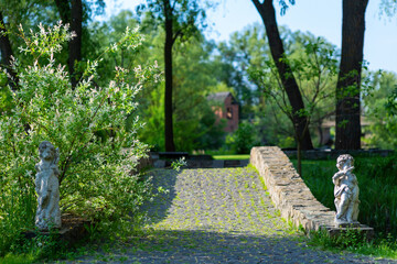 Fototapeta premium Stone statue in the park.