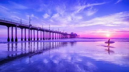 Selbstklebende Fototapeten the huntington beach pier during sunset, california © frank peters