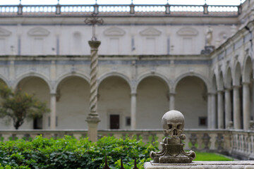 Obraz premium Sculptures du patio de San Martino