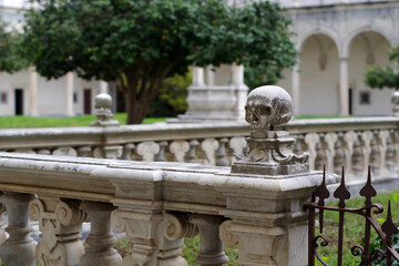 Obraz premium Sculptures du patio de San Martino