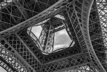Foto auf Leinwand Eiffel Tower from below inside © Artem