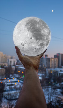 Big Full Moon In Hand