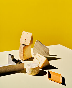 Minimal composition of artisanal cheese