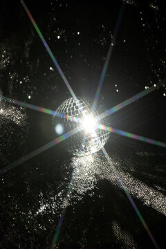 Disco ball with a star filter