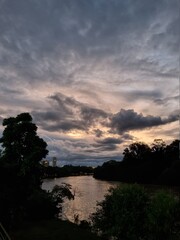 Pôr do Sol Rio Piracicaba