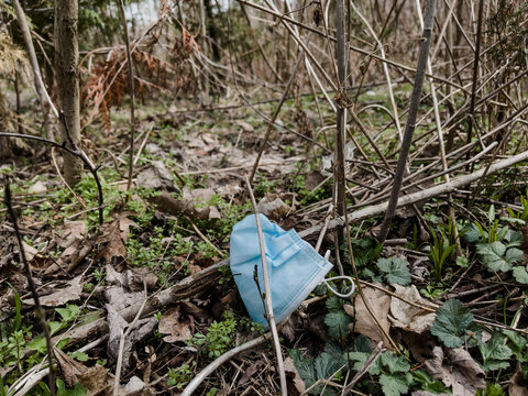 Face Mask Litter