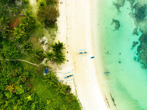Aerial shot of tropical Gigantes Island in iloilo Philippines © 4K VIDEO PHILIPPINES