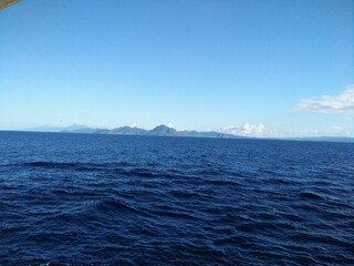 Obraz premium the boundless emptiness of the ocean around