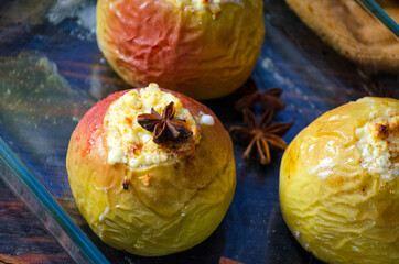 Fototapeta premium Baked apples with cottage cheese and honey