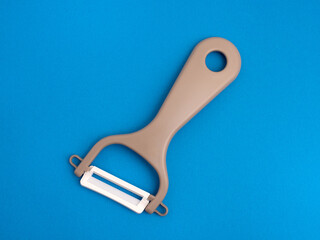 セラミック製のピーラー