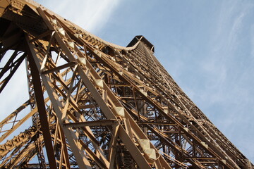 Fototapeta na wymiar Metal design Eiffel Tower